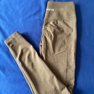 Alphalete Amplify Legging